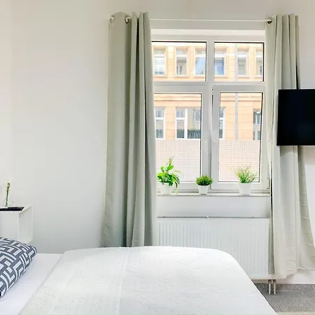 Aparthotel Relax Aachener Boardinghouse Main Train Station 3*