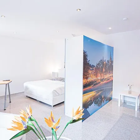 Relax Aachener Boardinghouse Main Train Station 3*