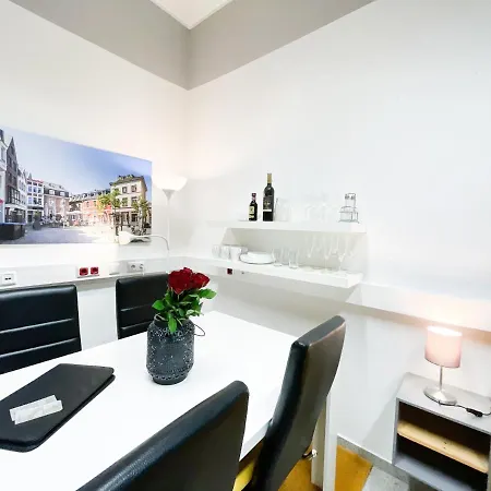 Aparthotel Relax Aachener Boardinghouse Main Train Station 3*